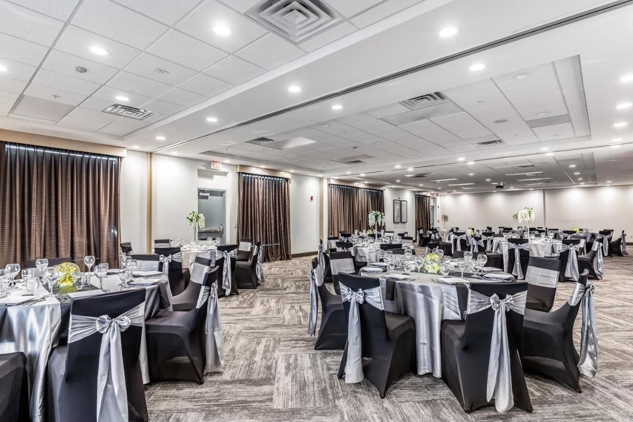 Hotel Hyatt Place Convention Center 3*